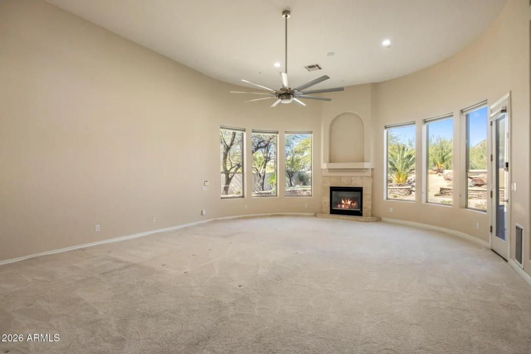 Real Estate Picture 19