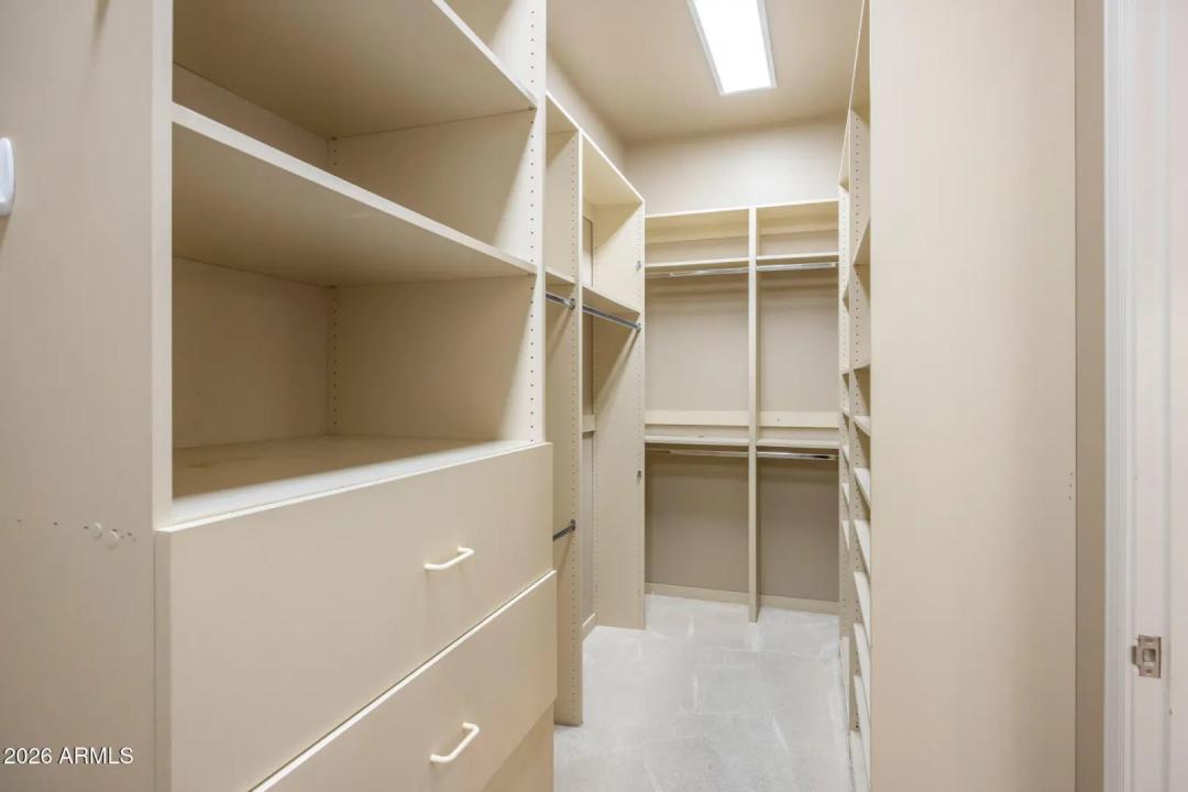 Real Estate Picture 21