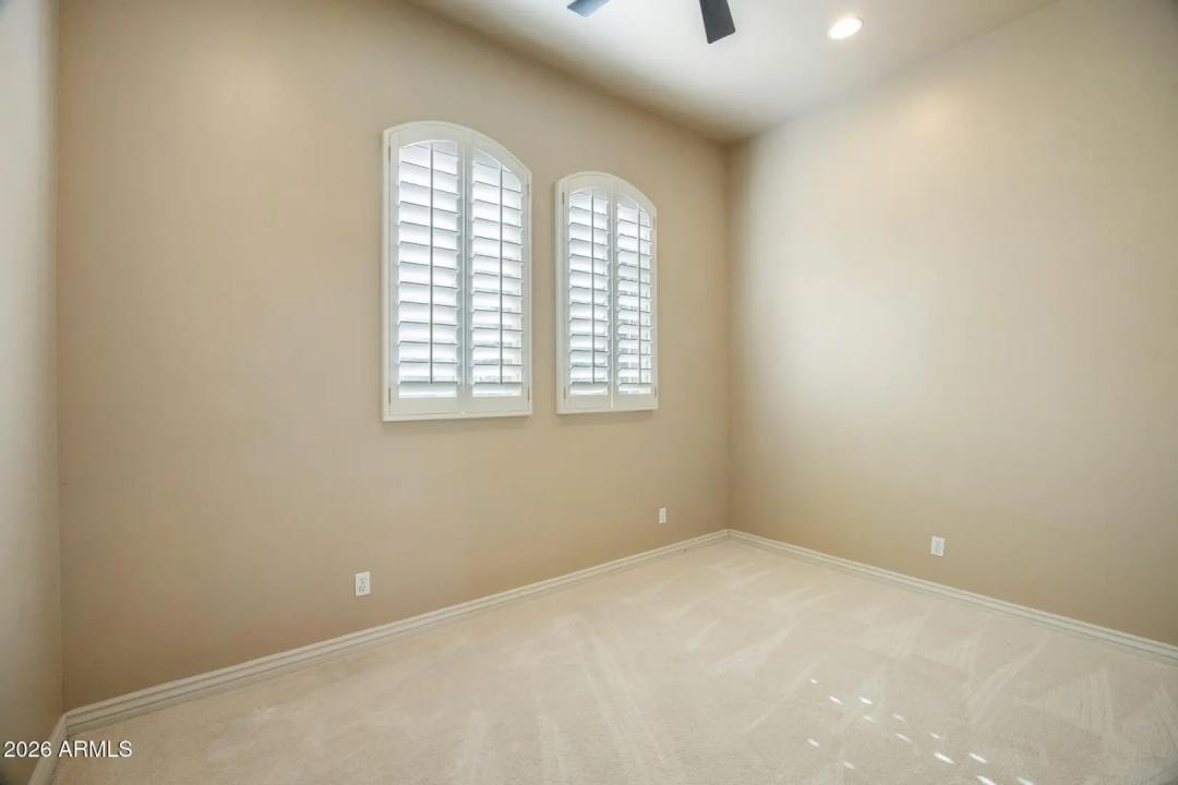 Real Estate Picture 25