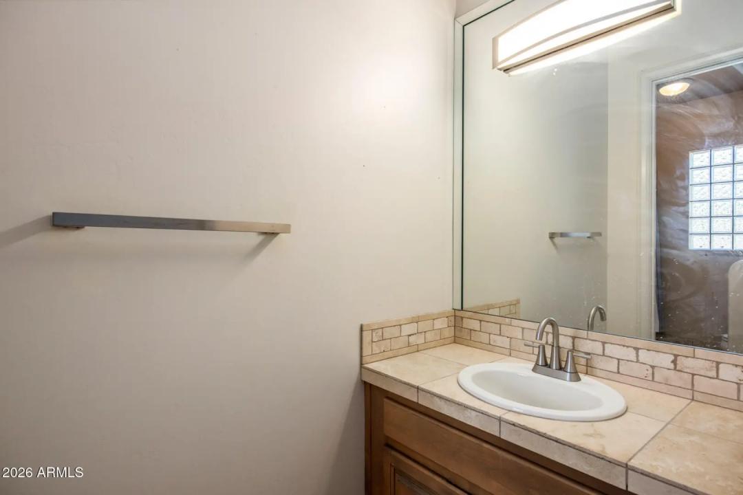 Real Estate Picture 31