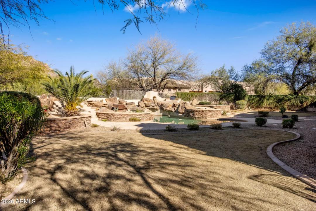 Real Estate Picture 37