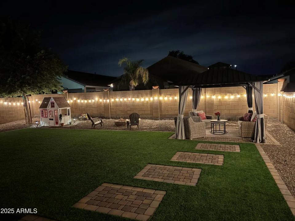 Real Estate Picture 25