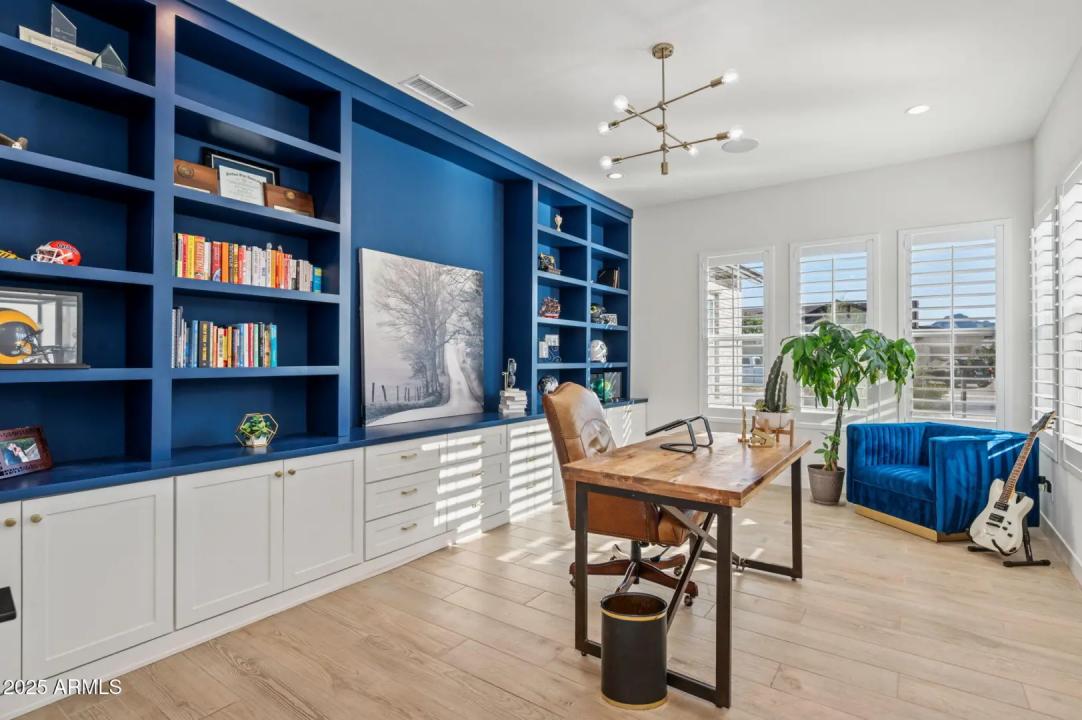 Real Estate Picture 15