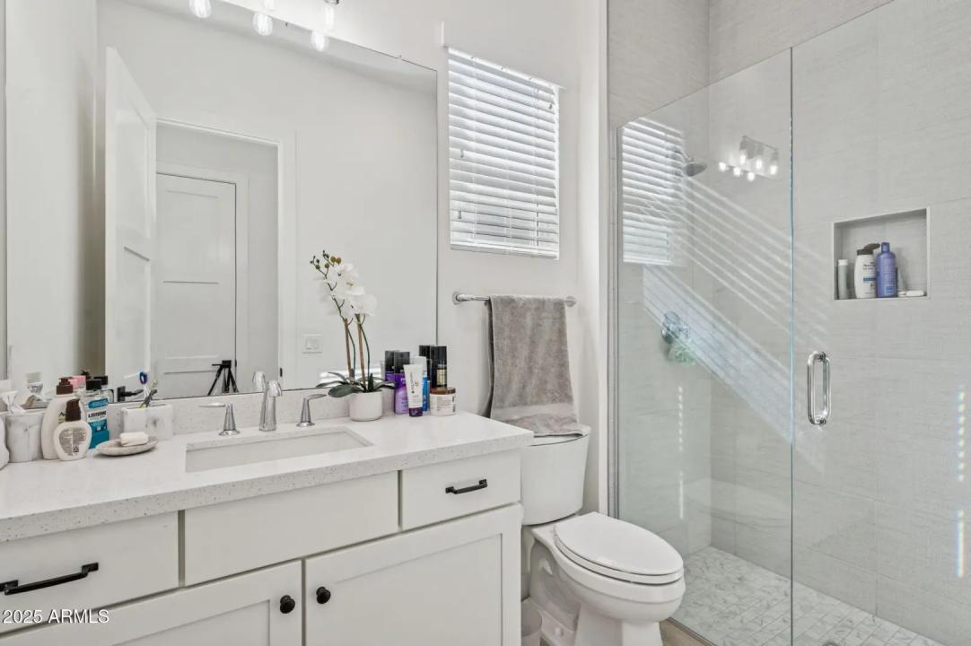 Real Estate Picture 27