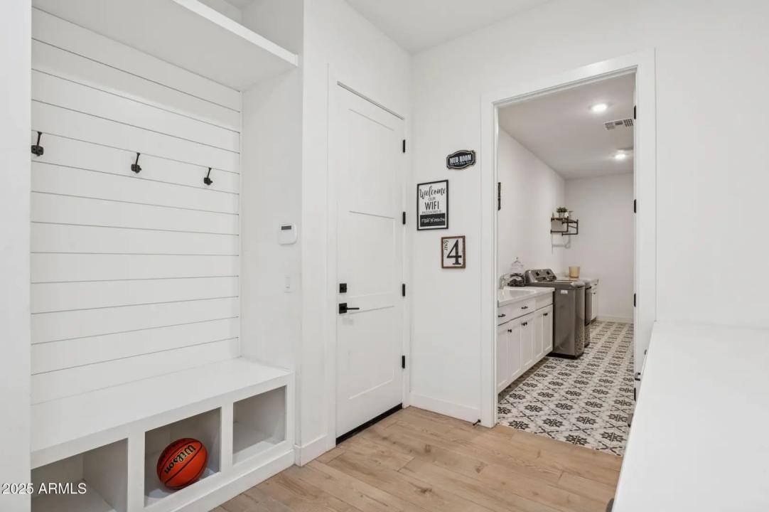 Real Estate Picture 29