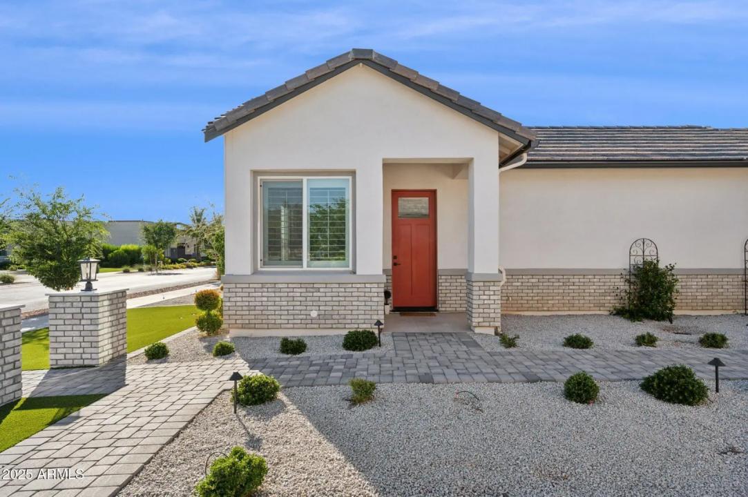 Real Estate Picture 42