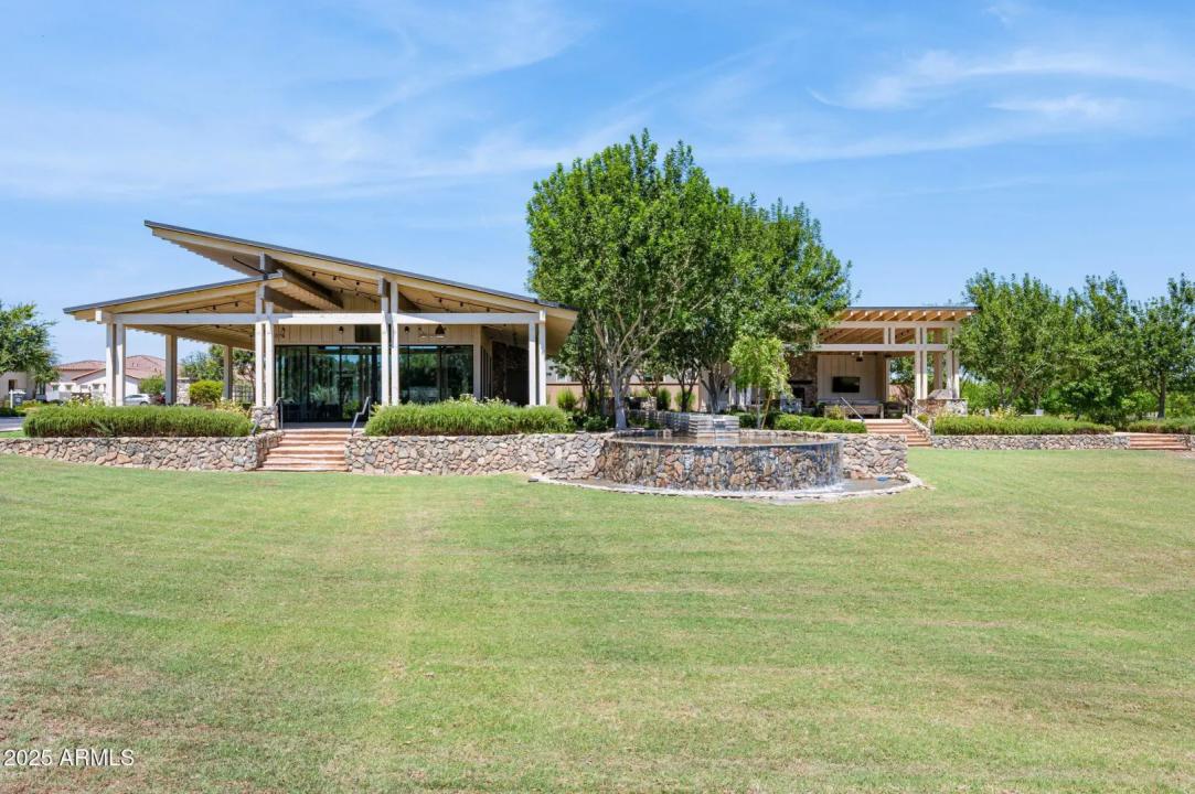 Real Estate Picture 45