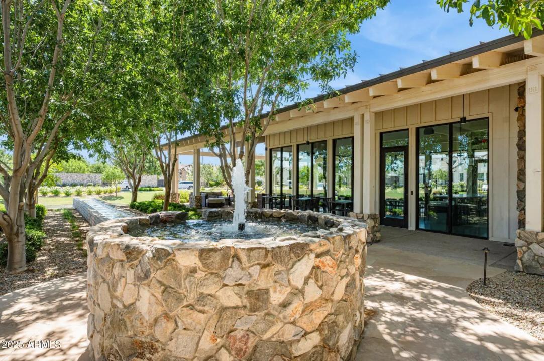 Real Estate Picture 48