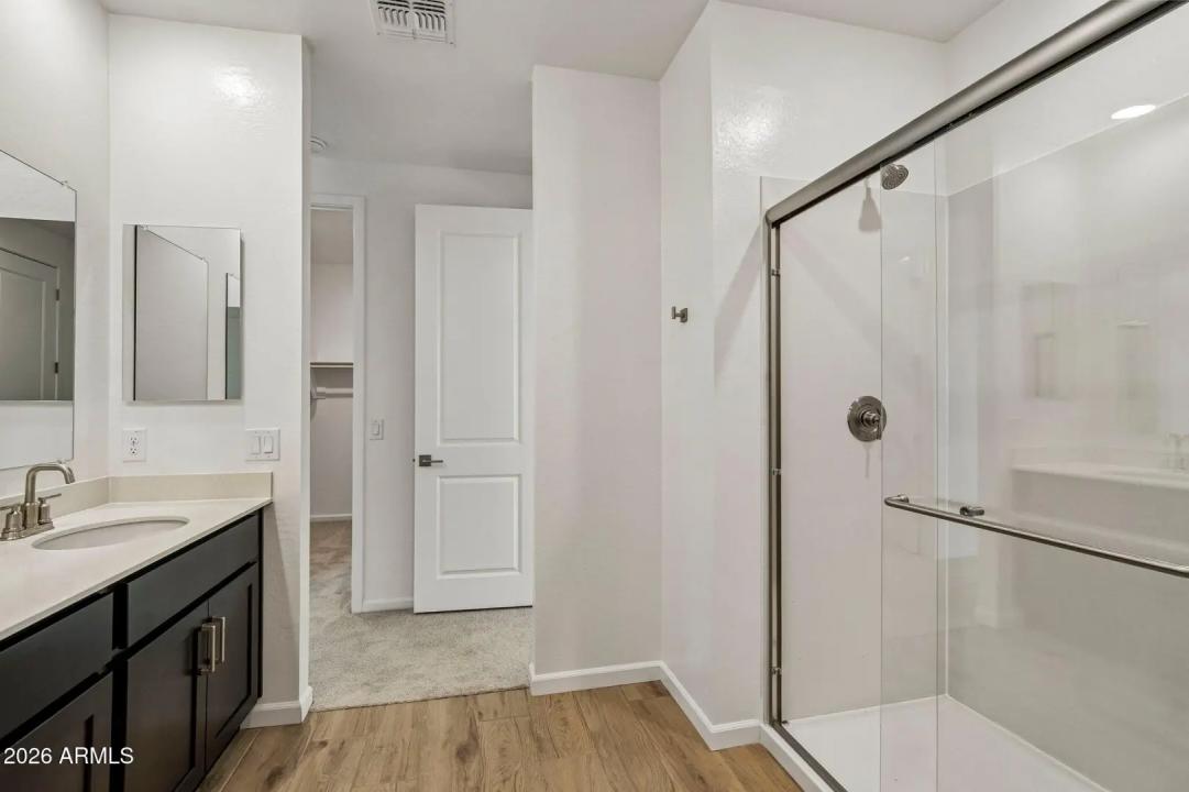 Real Estate Picture 28
