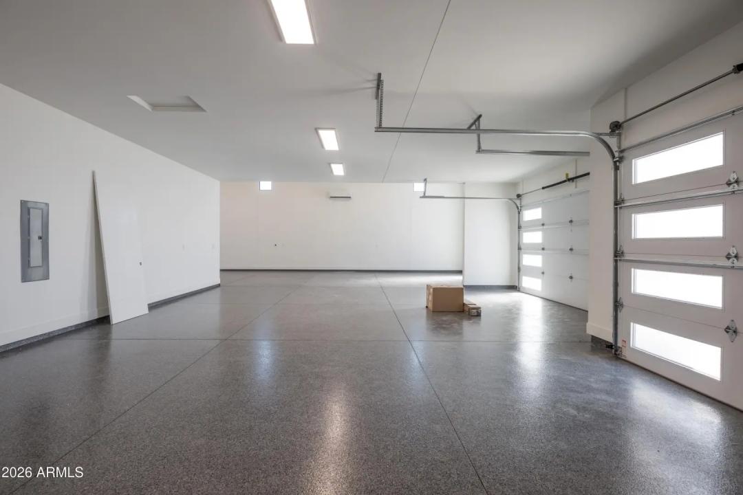 Real Estate Picture 37