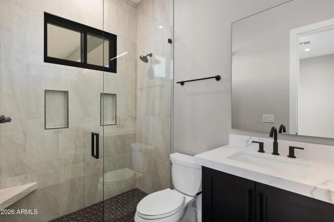 Real Estate Picture 28