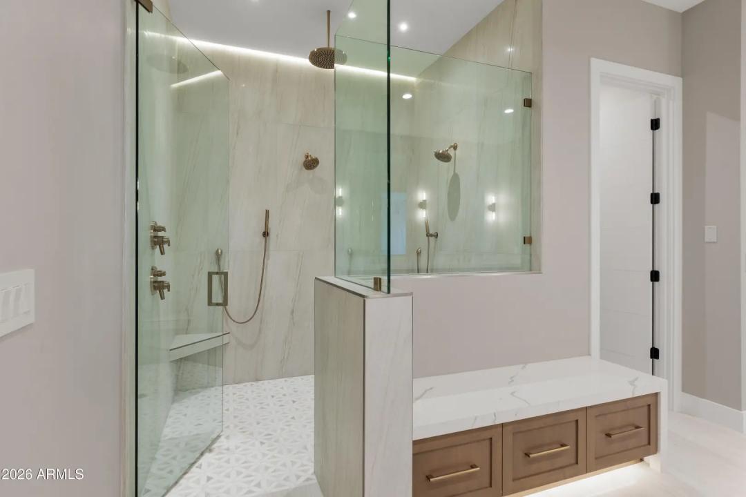 Real Estate Picture 20
