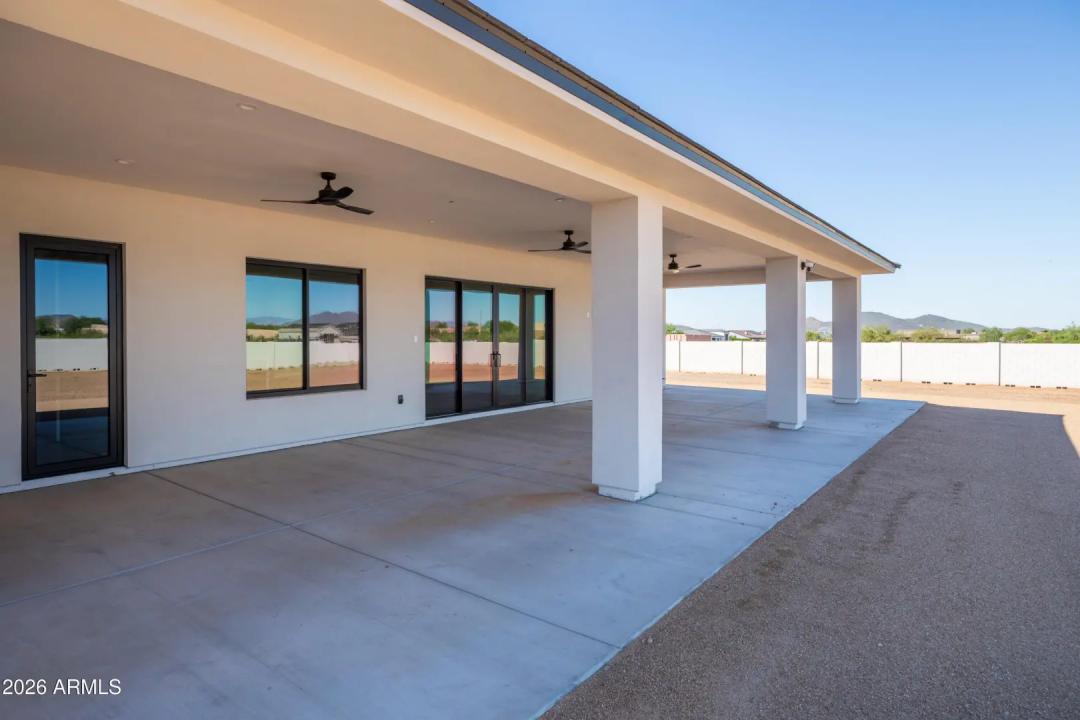 Real Estate Picture 35