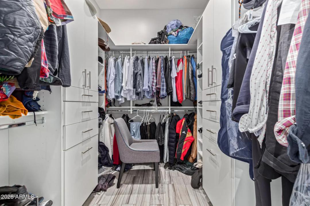 Real Estate Picture 22