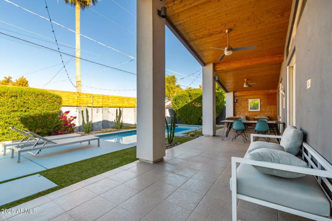 Real Estate Picture 33