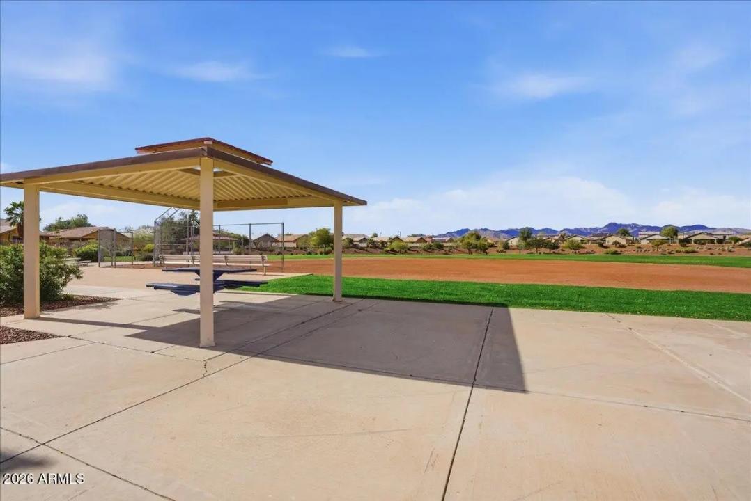 Real Estate Picture 35