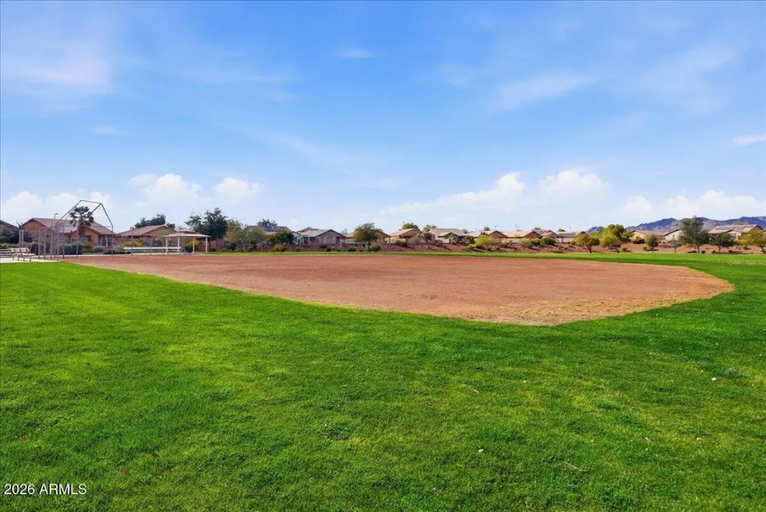 Real Estate Picture 36