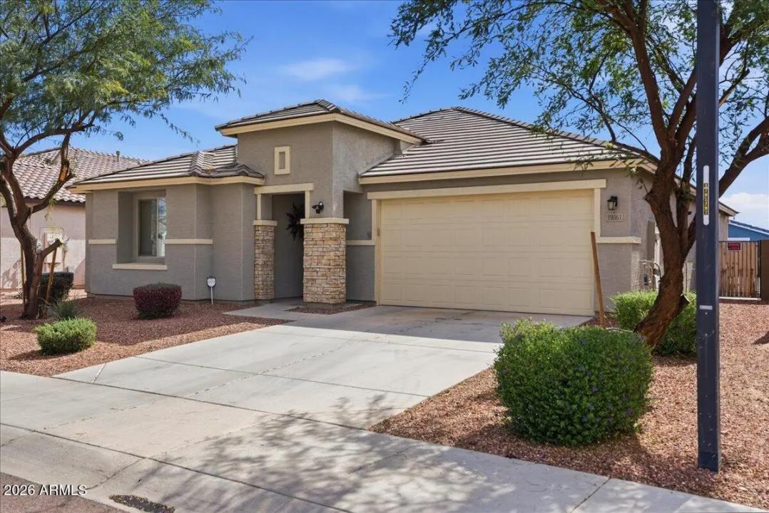 Real Estate Picture 2