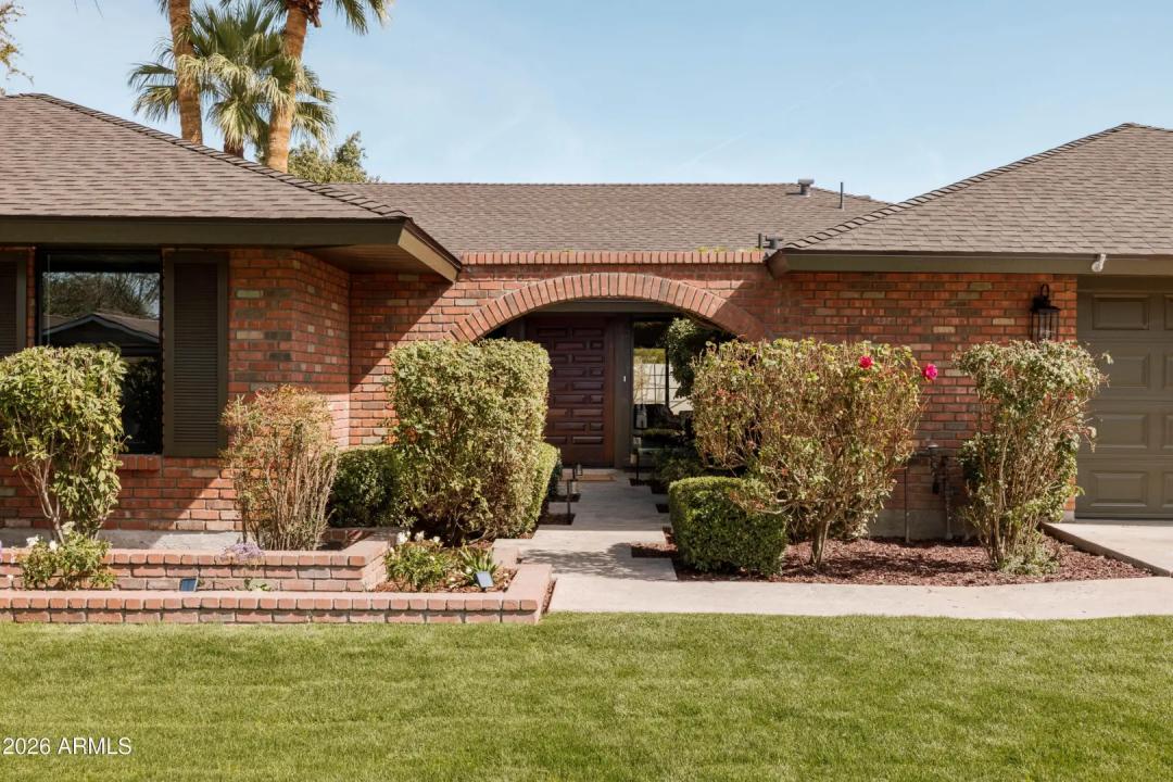 Real Estate Picture 2