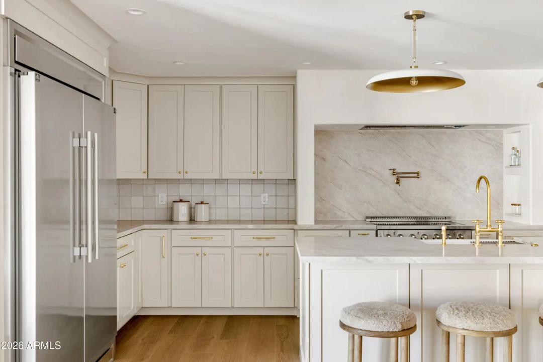 Real Estate Picture 20