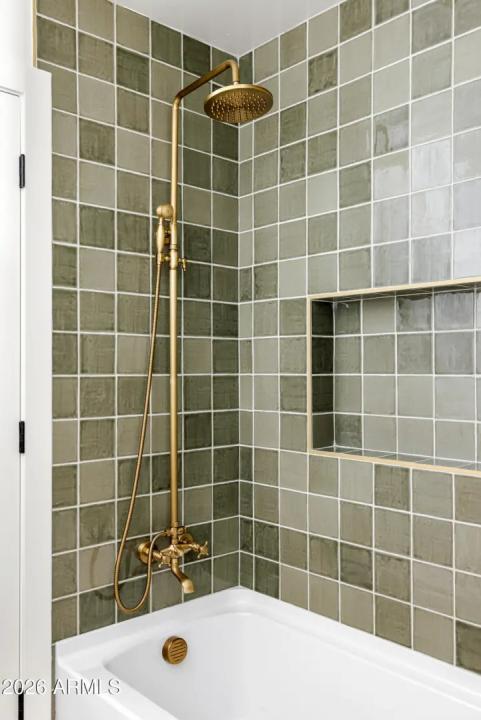 Real Estate Picture 40