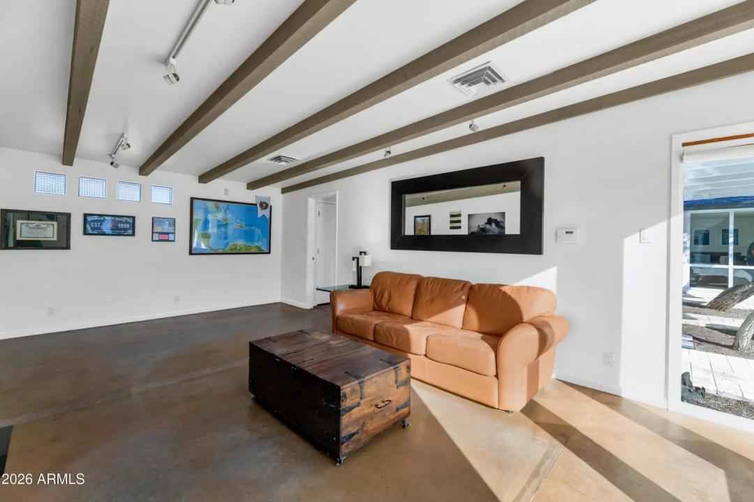 Real Estate Picture 26