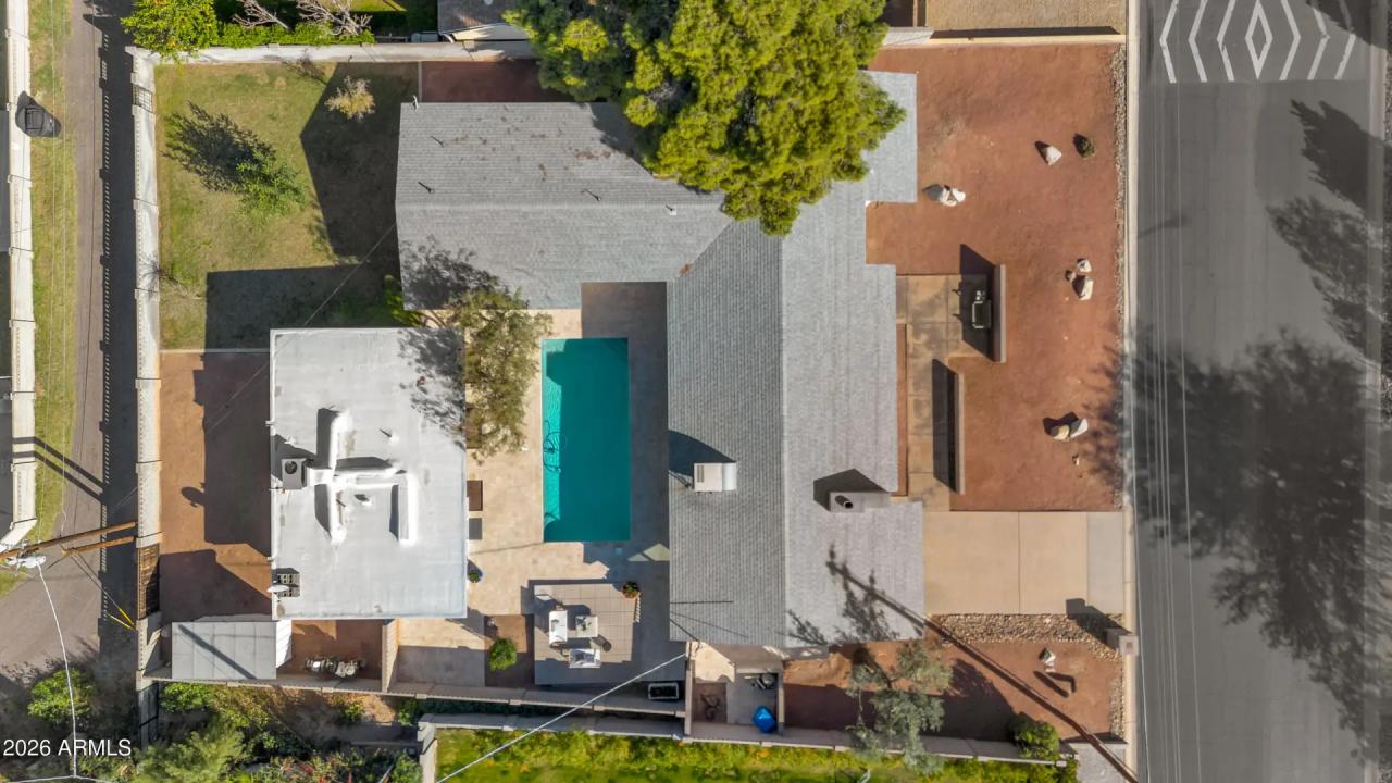 Real Estate Picture 42