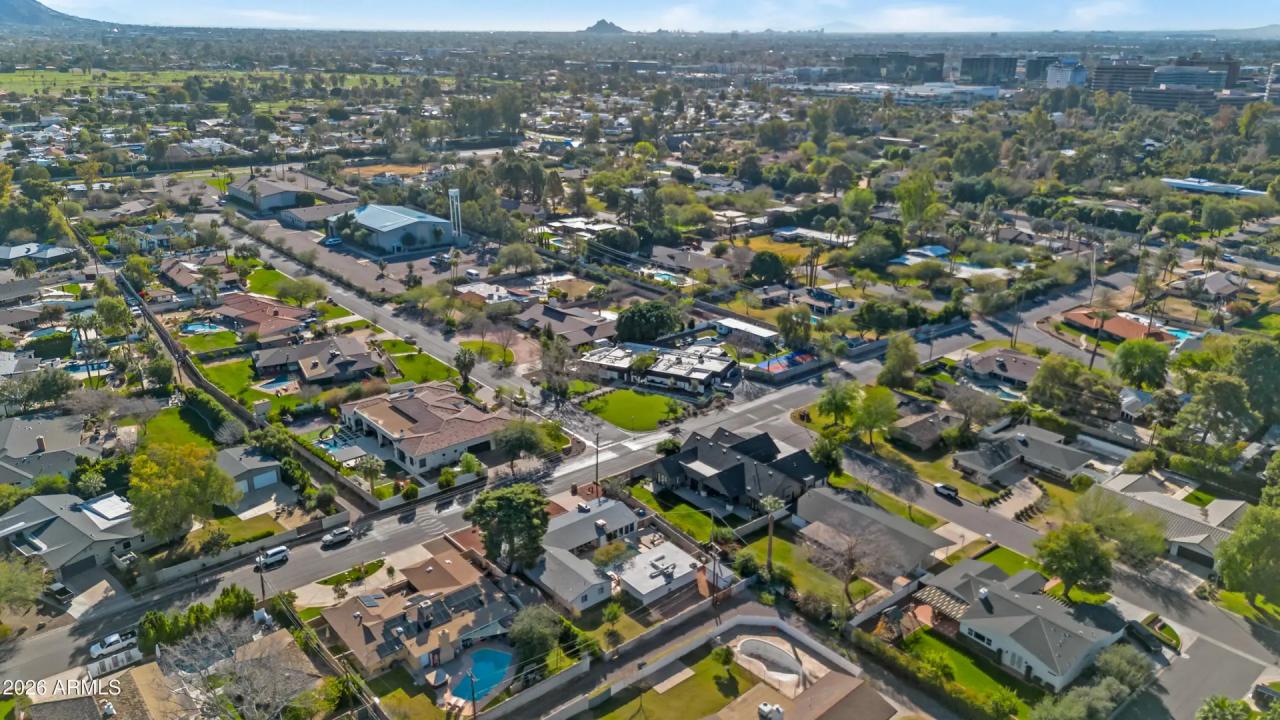 Real Estate Picture 45