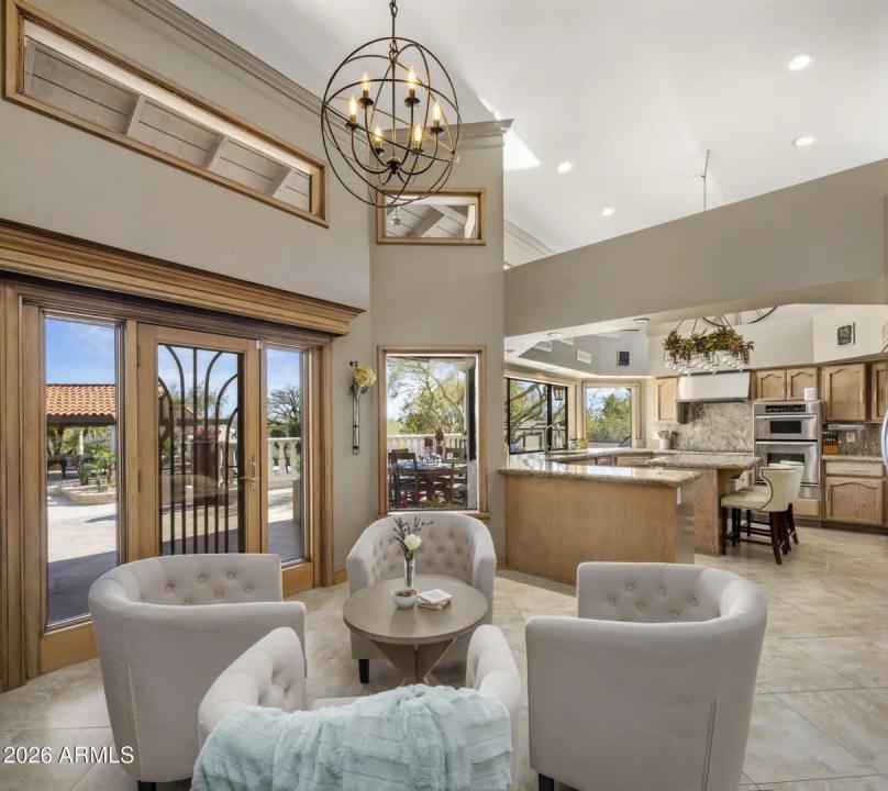 Real Estate Picture 17