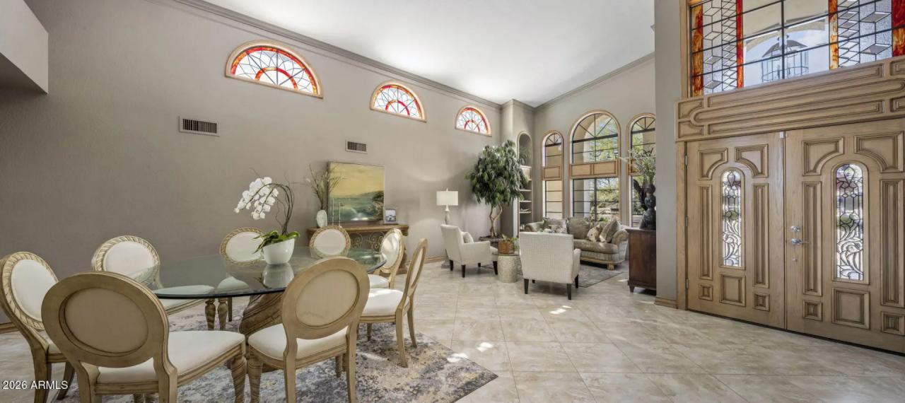 Real Estate Picture 6