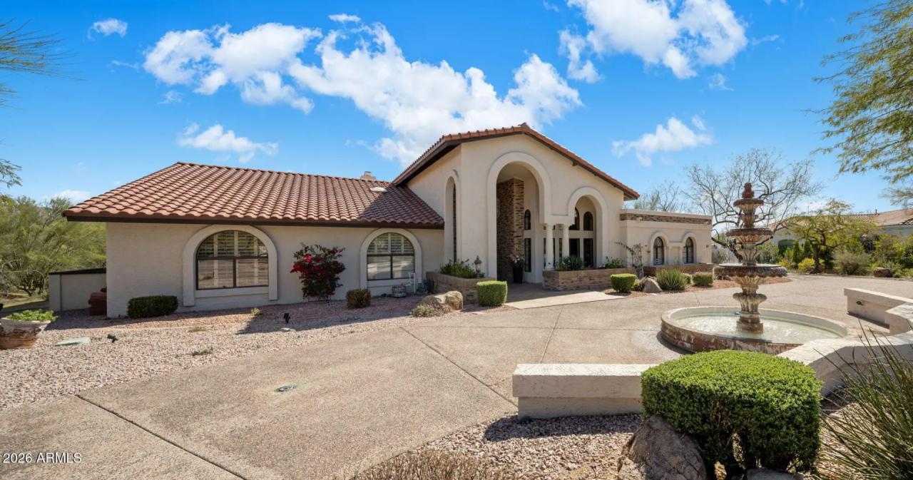 Real Estate Picture 3