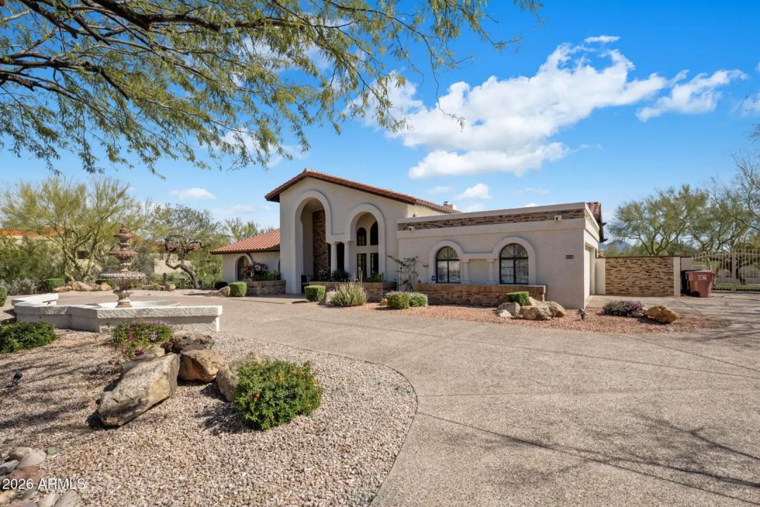 Real Estate Picture 4