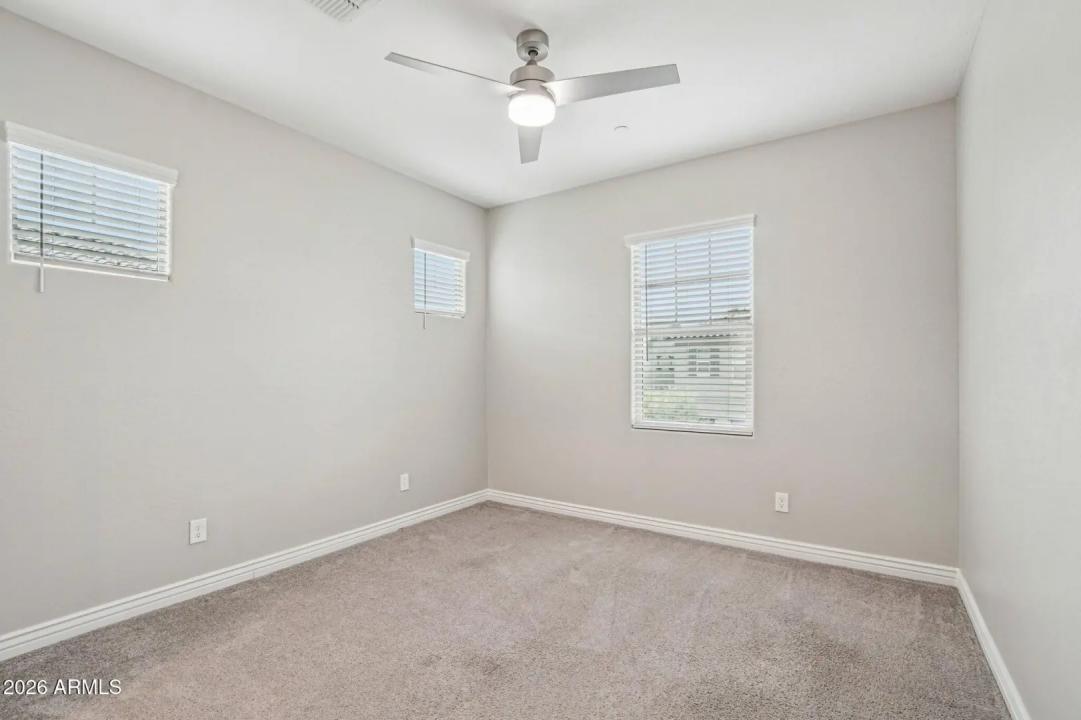 Real Estate Picture 21