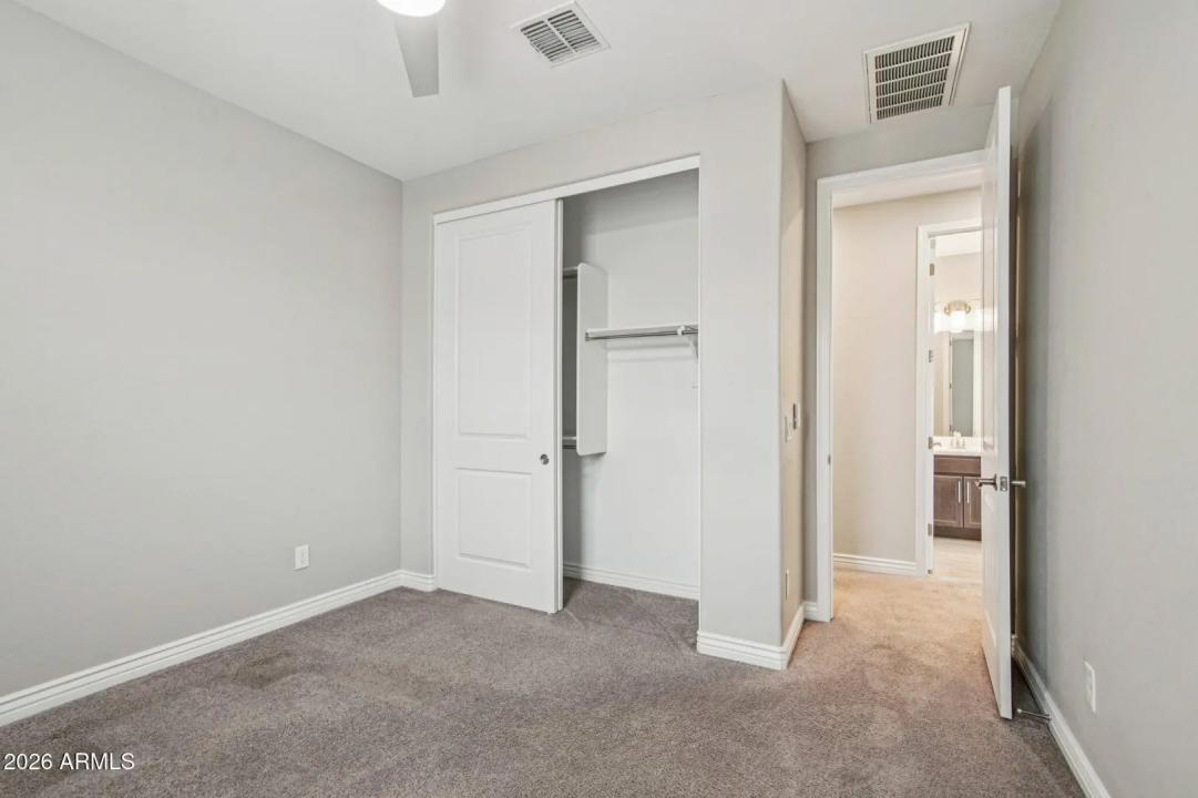 Real Estate Picture 25