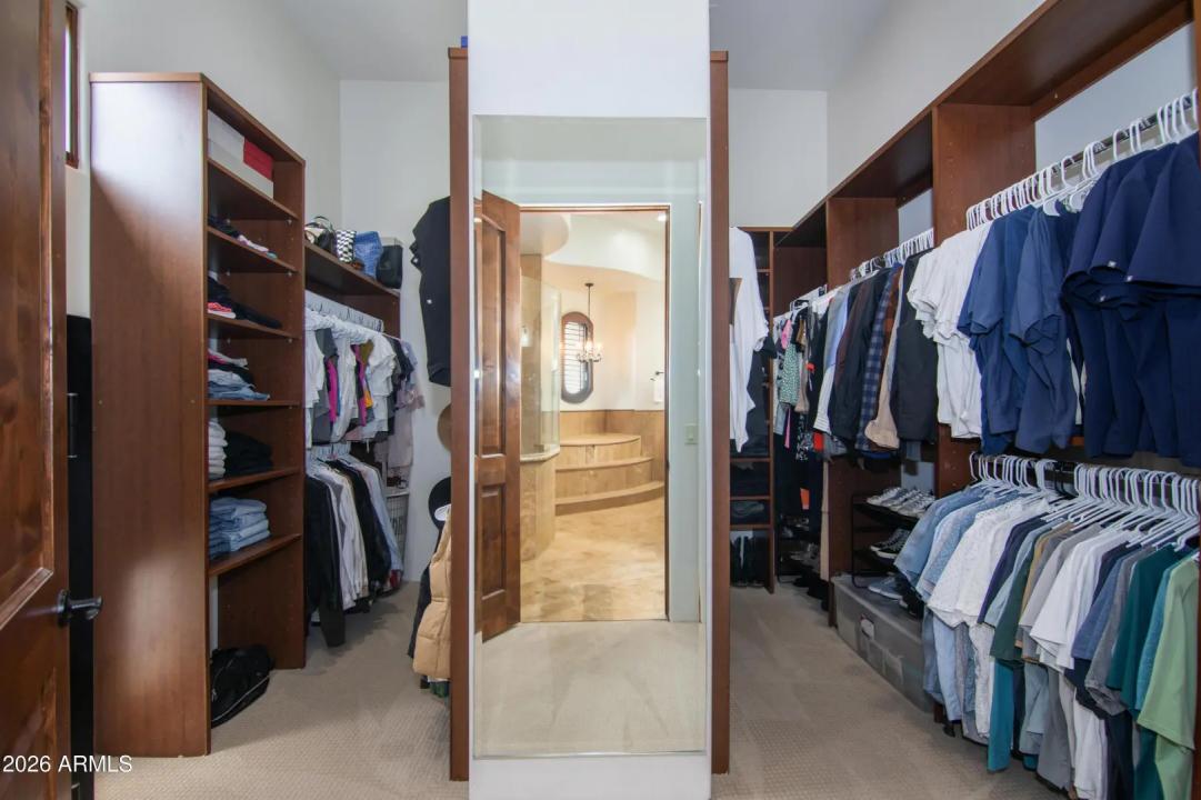 Real Estate Picture 6