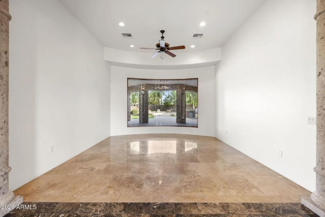 Real Estate Picture 20