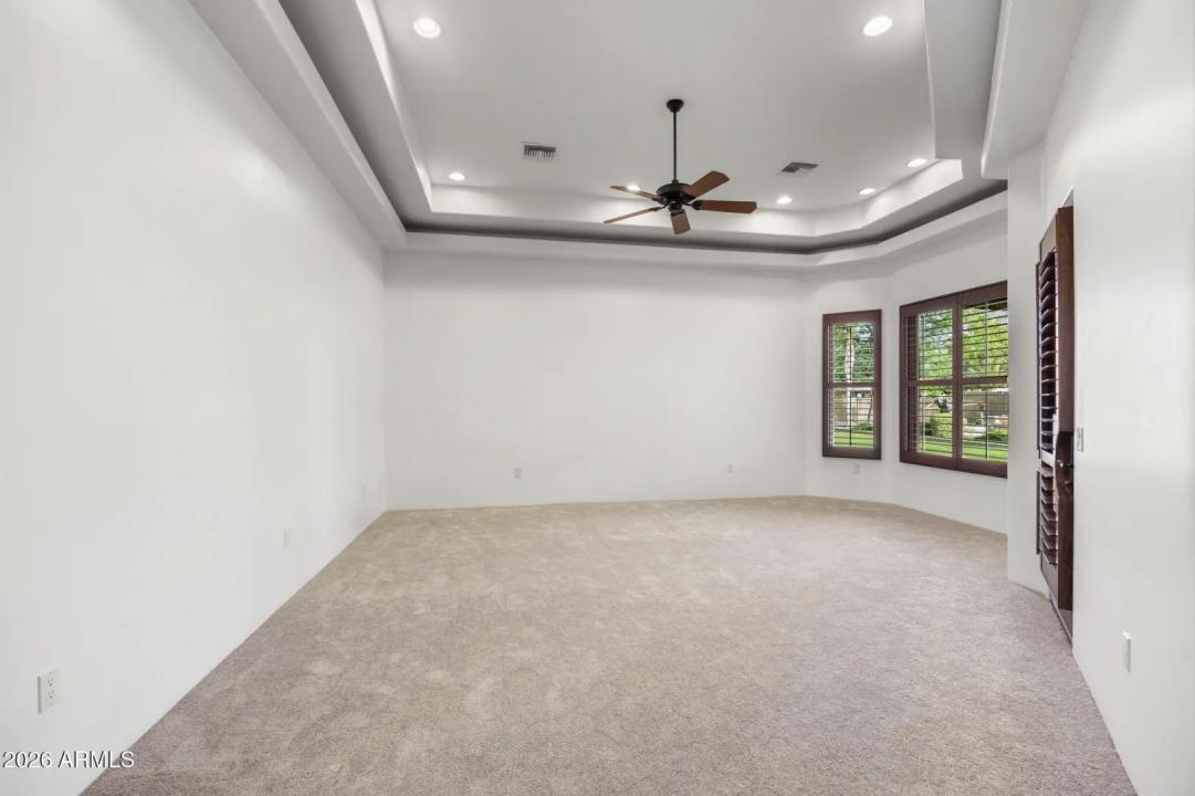 Real Estate Picture 13