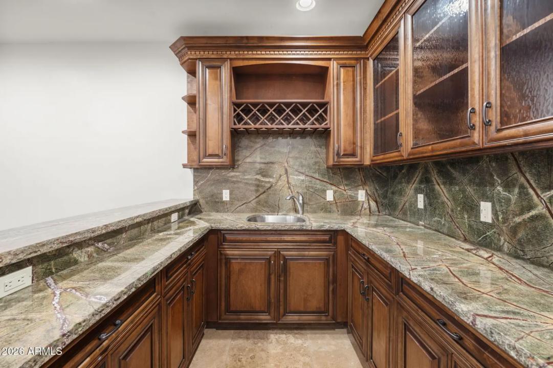 Real Estate Picture 33