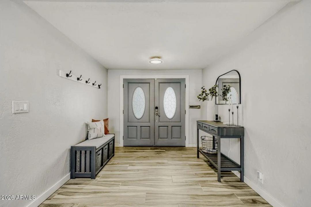 Real Estate Picture 2