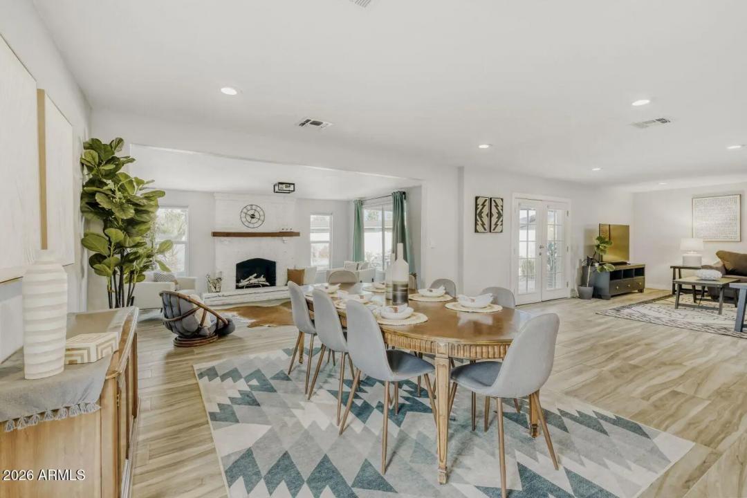 Real Estate Picture 6