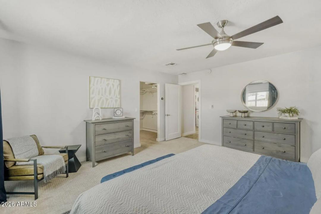 Real Estate Picture 15