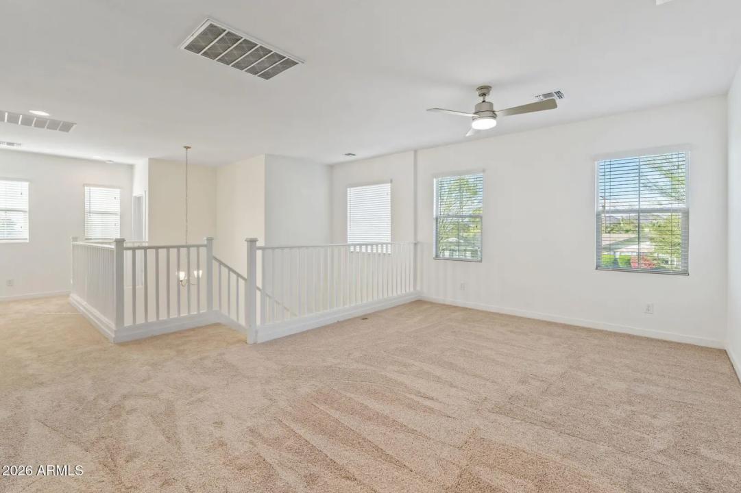 Real Estate Picture 23