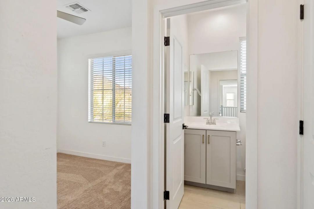 Real Estate Picture 35