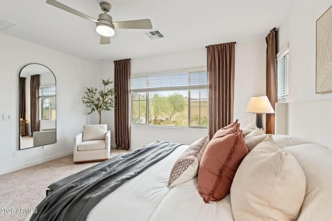 Real Estate Picture 20