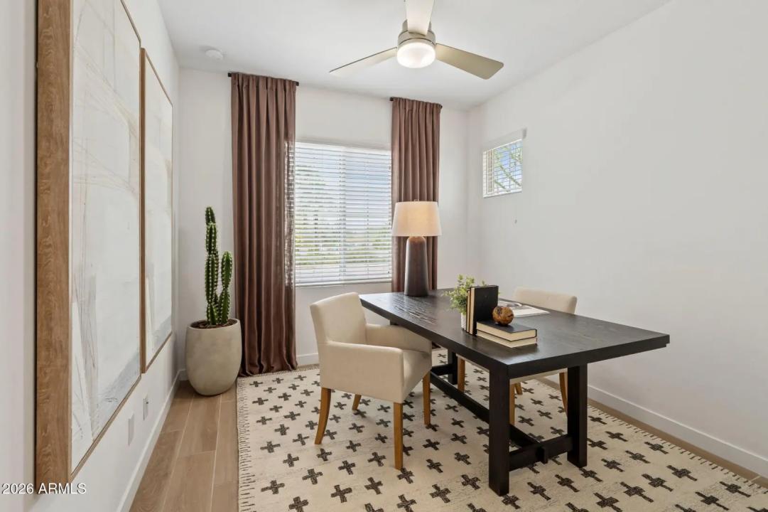 Real Estate Picture 5