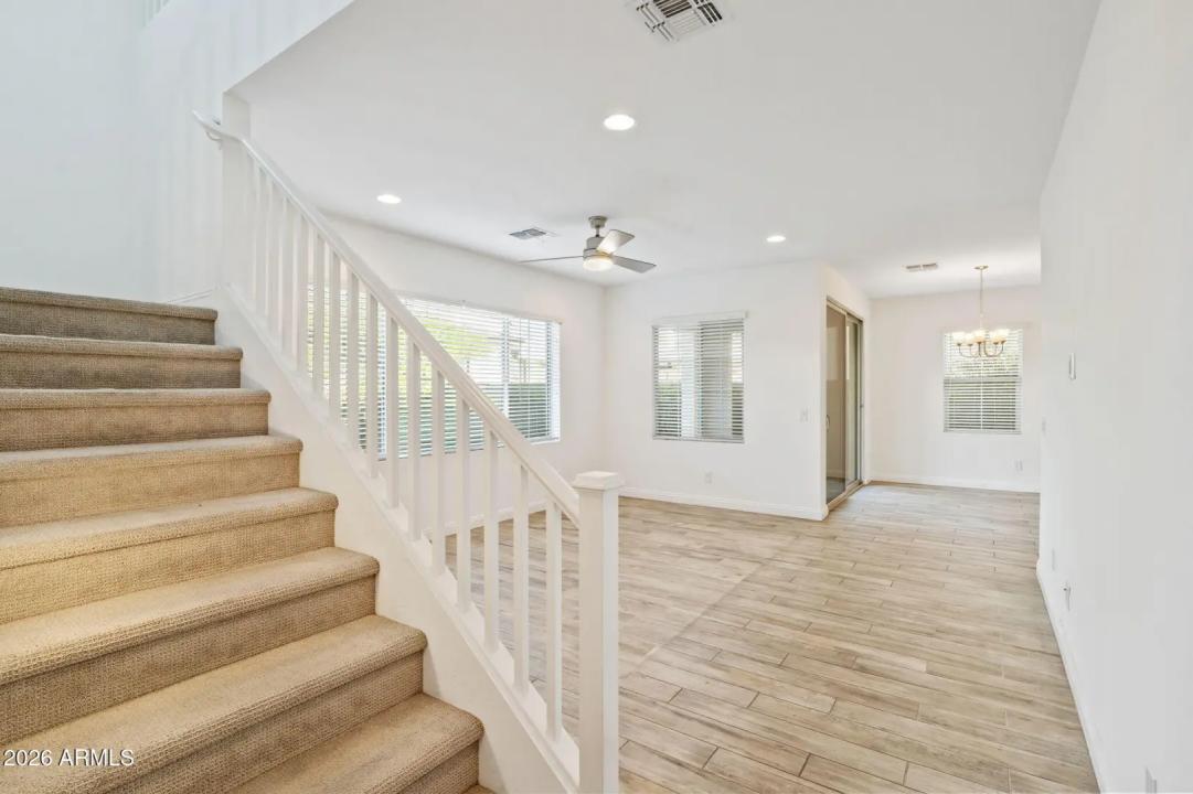 Real Estate Picture 10