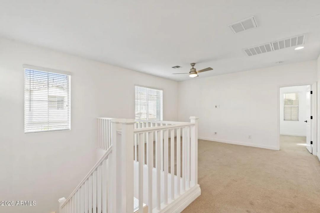 Real Estate Picture 11