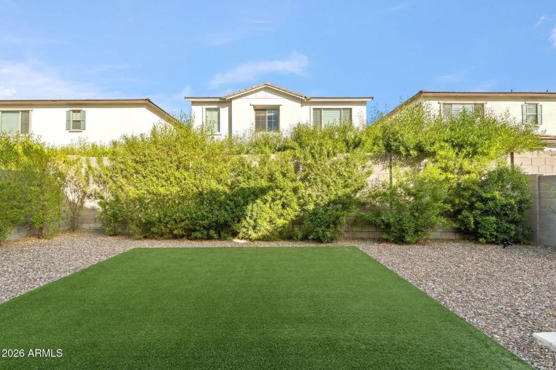 Real Estate Picture 38