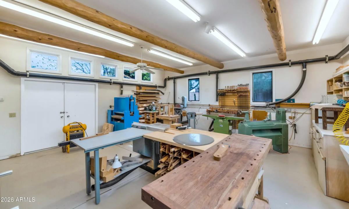 Real Estate Picture 40