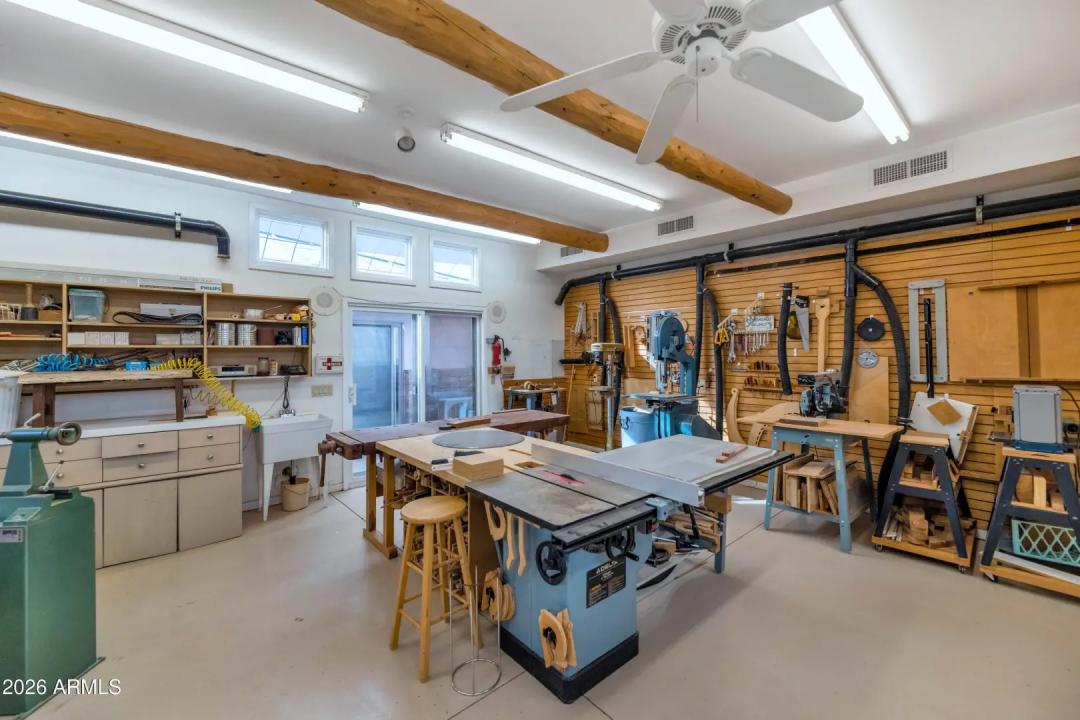 Real Estate Picture 41